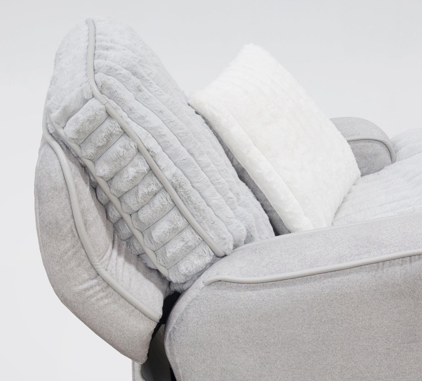 Sillón reclinable eléctrico Presley Zero Gravity con reposacabezas eléctrico