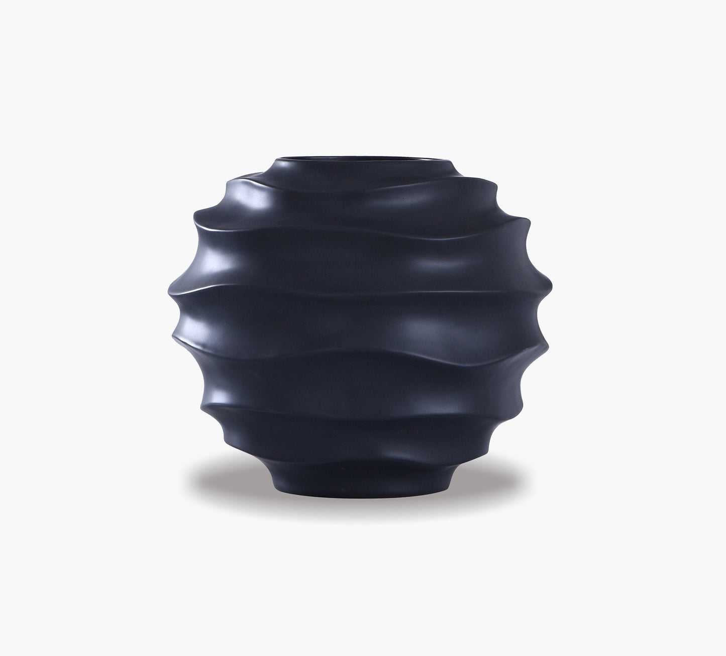 Eris Vase Black