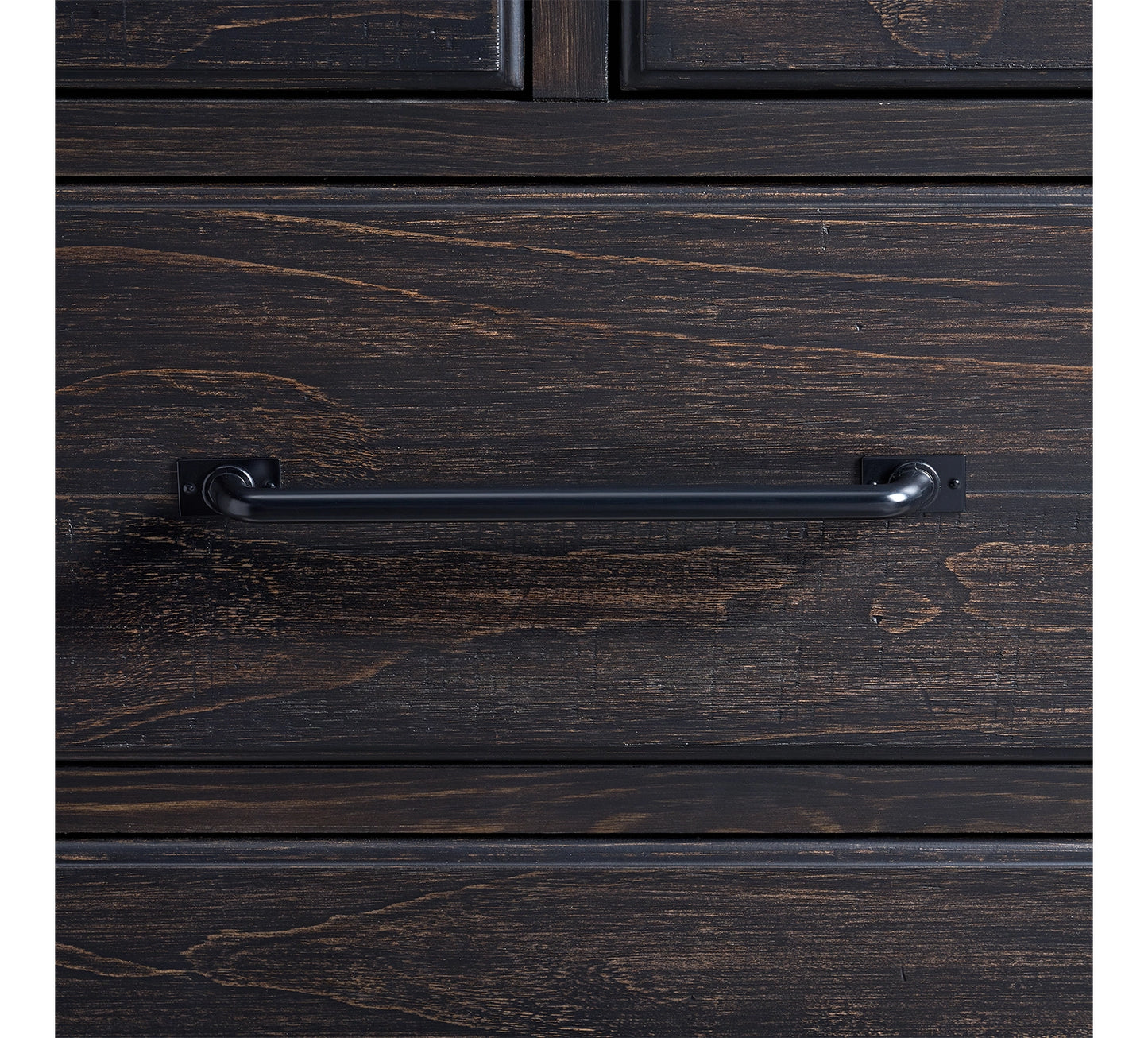 Montrose Chest
