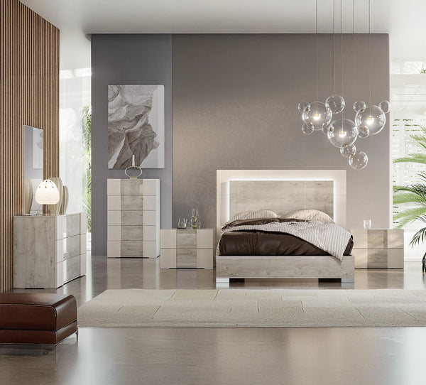 Fiorella 6 Piece Queen Panel Bedroom
