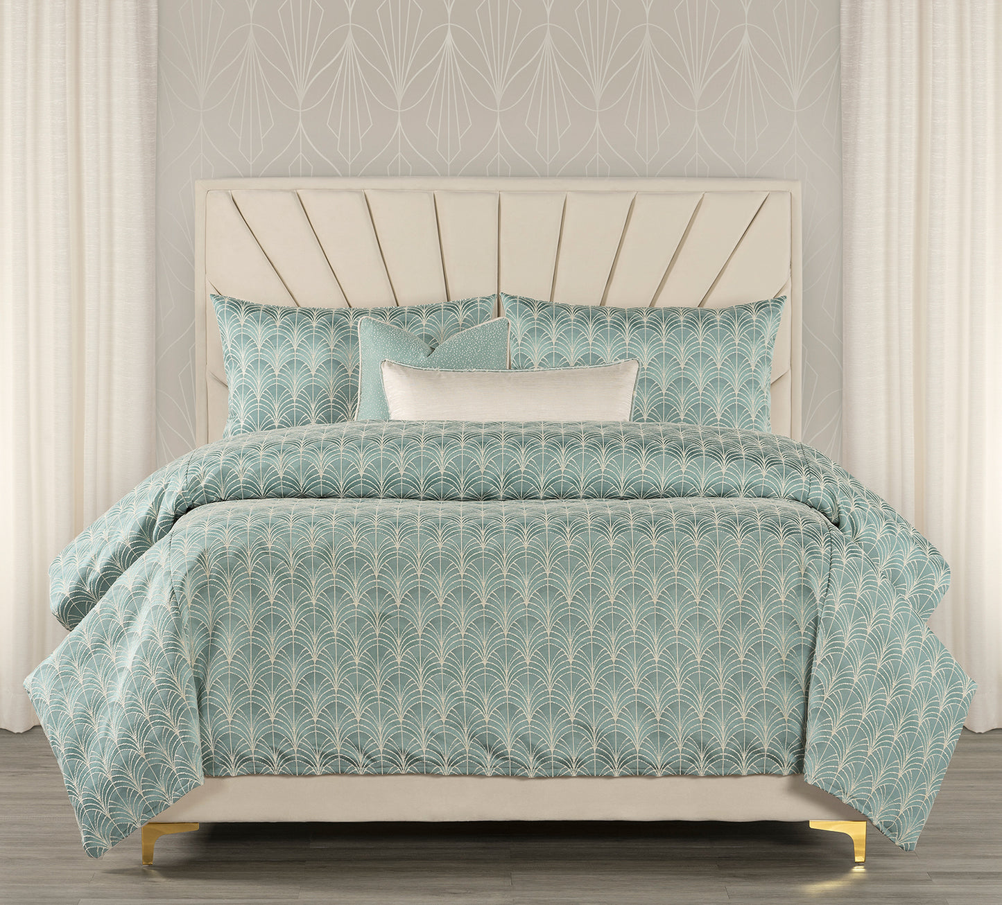 At The Gate Blue Queen Comforter Set