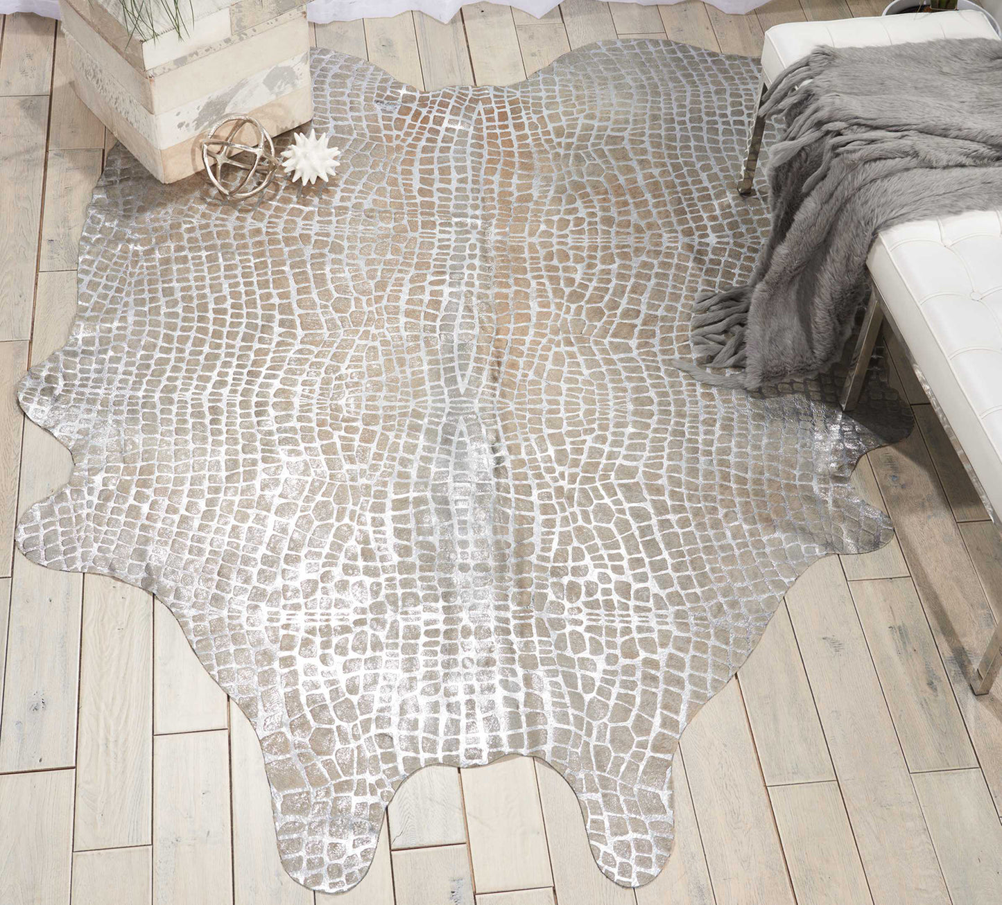 Crocodile print black/silver couture rug