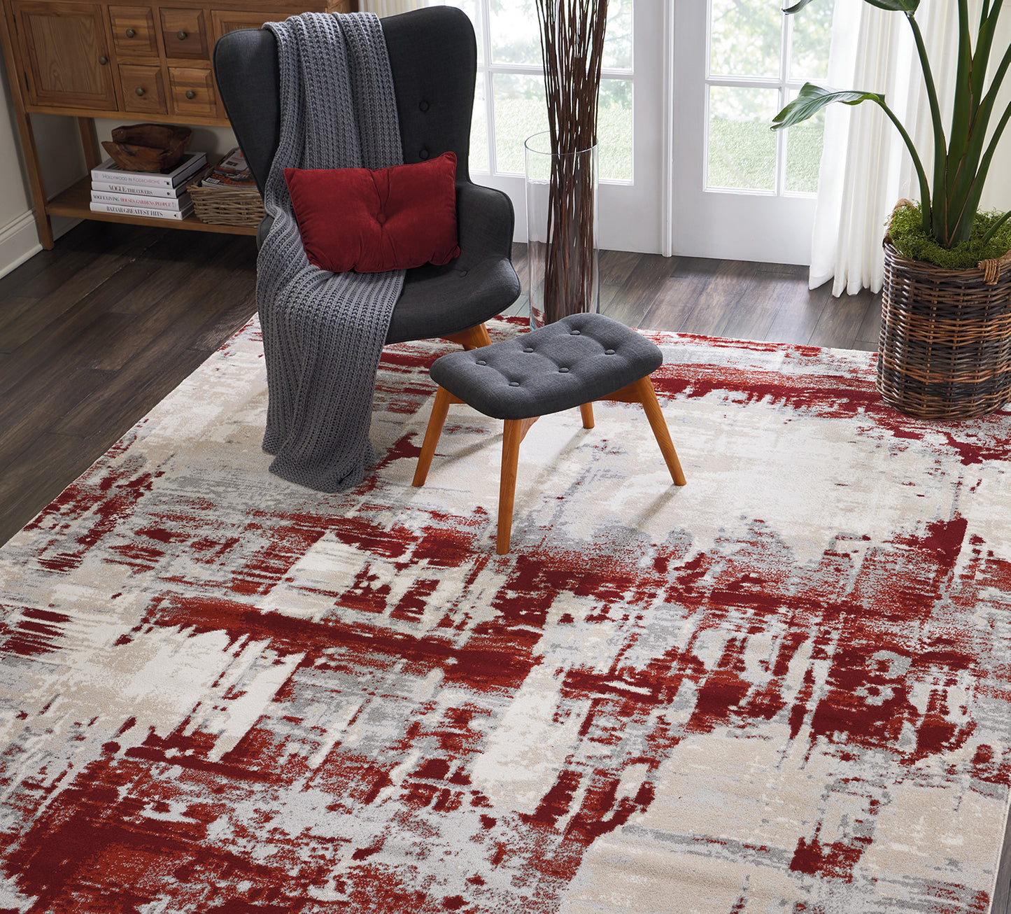Maxell Red and Ivory 5 x 8 Rug