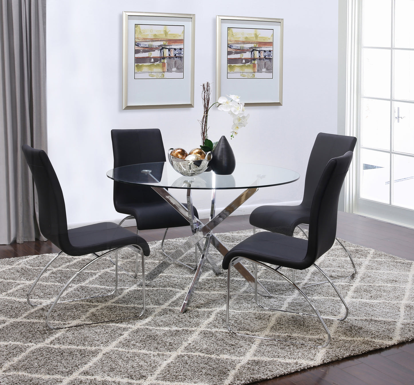 Lila 5 Piece Dining Set with Black Chairs